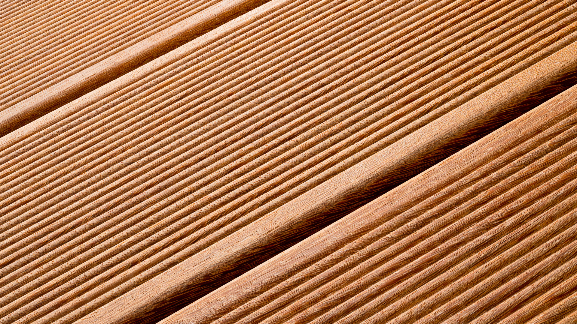 Cumaru hårdträtrall, Kärnsund Wood Link